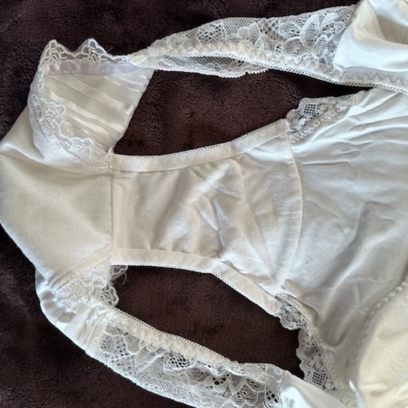 White Bridal Panties. Cotton panties with a flair. - Picture 3 of 7